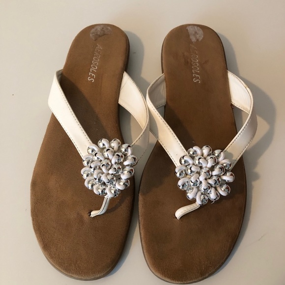 aerosoles flip flops